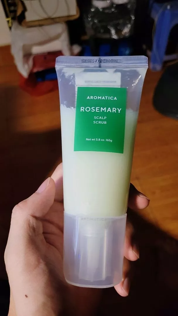 Tẩy Tế Bào Chết Da Đầu Aromatica Chiết Xuất Hương Thảo 165ml