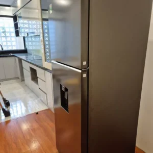 Tủ Lạnh Samsung Ngăn Đông Trên 345L RT35CG5544B1SV - Ngăn Lấy Nước Ngoài, màu Đen