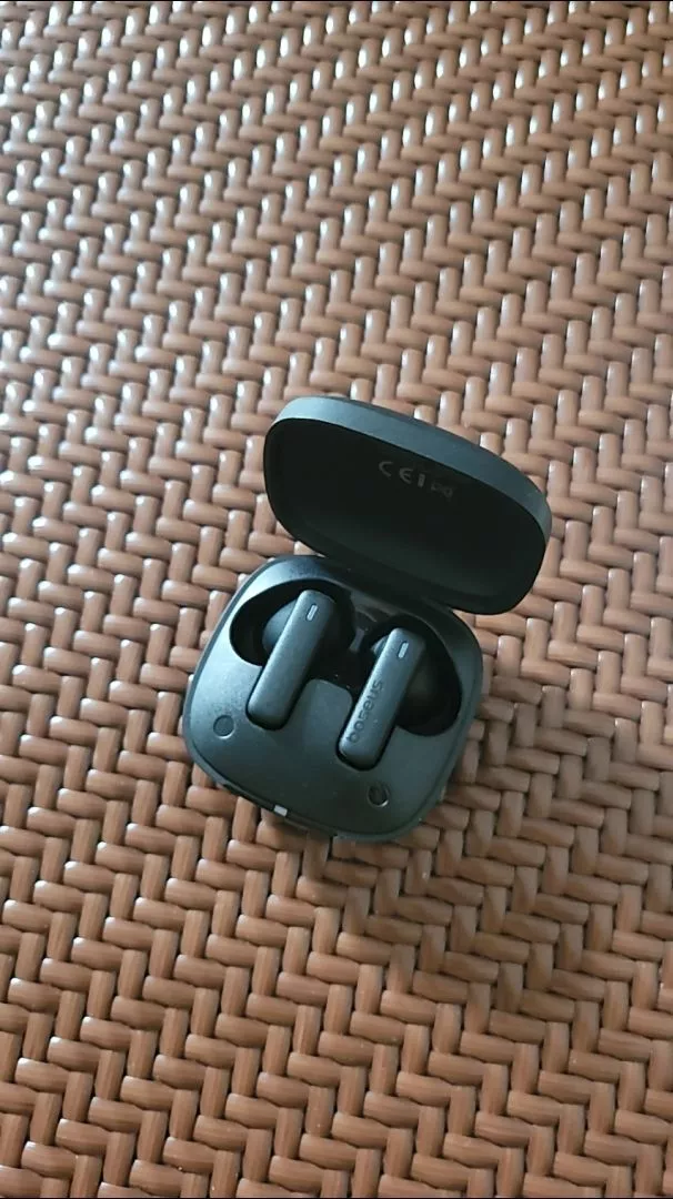 Tai Nghe Bass BS2 Lite Bluetooth 6.0 Đàm thoại rõ nét với micro kép Al Tăng cường âm trầm Thiết kế bán in-ear thoải mái