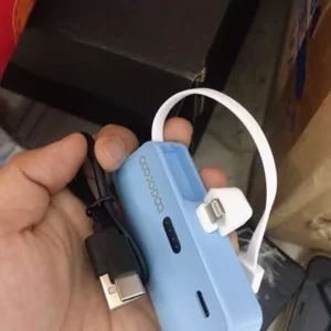 GOOJODOQ 5000mah Mini Power Bank cho iPhone Android Phone Cáp tích hợp Bộ sạc di động nhỏ gọn Lightning & Type C