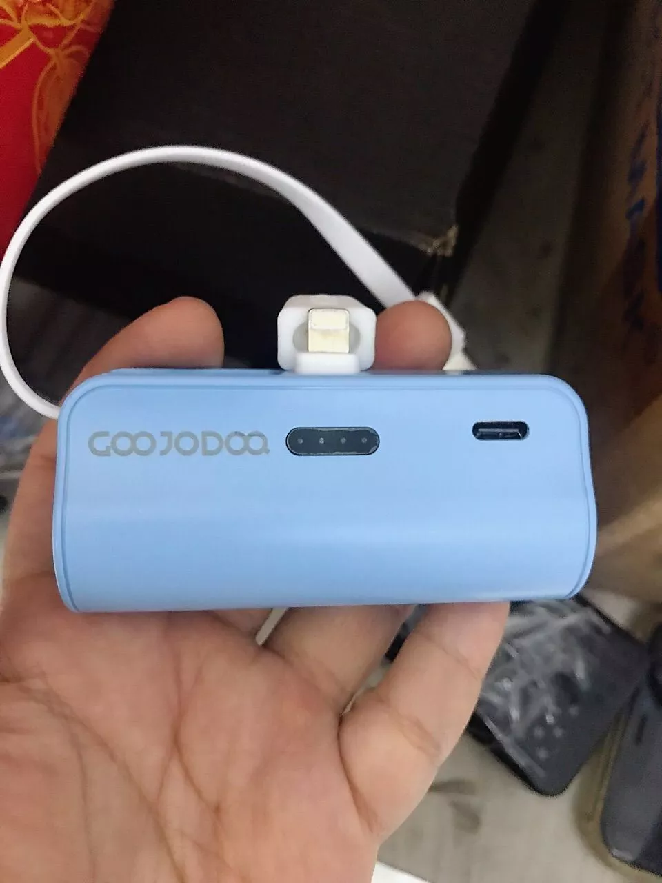 GOOJODOQ 5000mah Mini Power Bank cho iPhone Android Phone Cáp tích hợp Bộ sạc di động nhỏ gọn Lightning & Type C