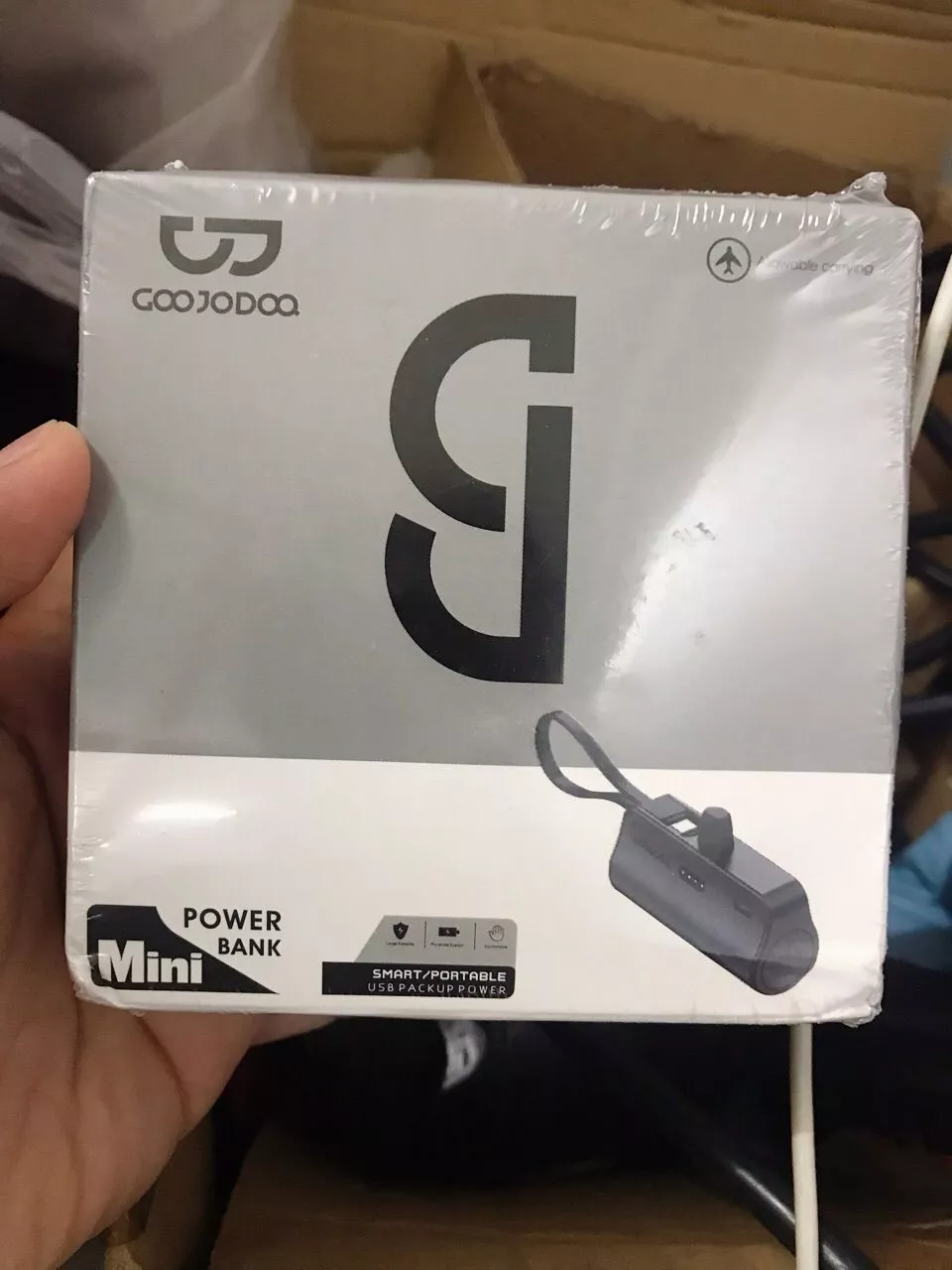 GOOJODOQ 5000mah Mini Power Bank cho iPhone Android Phone Cáp tích hợp Bộ sạc di động nhỏ gọn Lightning & Type C