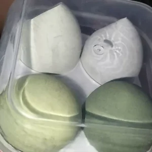 Hộp 4 mút trang điểm, đánh kem nền, phấn phủ sử dụng được dạng khô, ướt