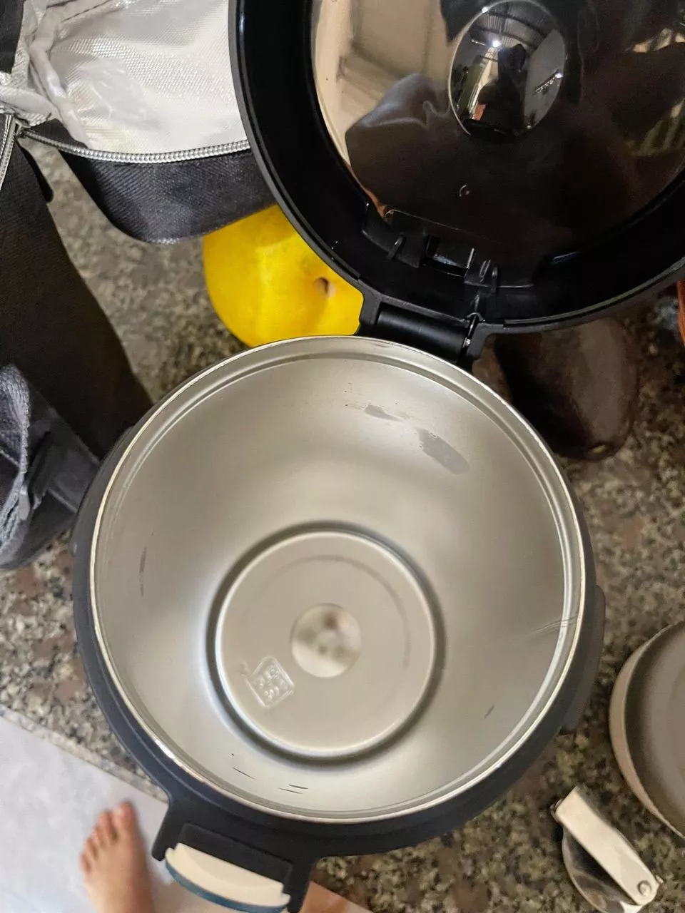 Hộp cơm giữ nhiệt inox 304 Elmich EL8303 dung tích 2L