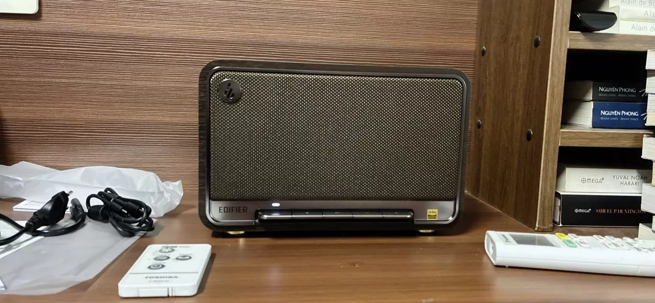 Loa Bluetooth Để Bàn Cao Cấp EDIFIER D32 - Công Suất 60W - Chơi Nhạc Thoải Mái Tới 11H - Pin 5200mAh - 15 Tháng Bảo Hành