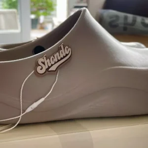 Dép Sục Unisex Shondo Suke Clog Gắn Charm Dễ Thương Đế Ôm Lòng Bàn Chân Nhiều Màu