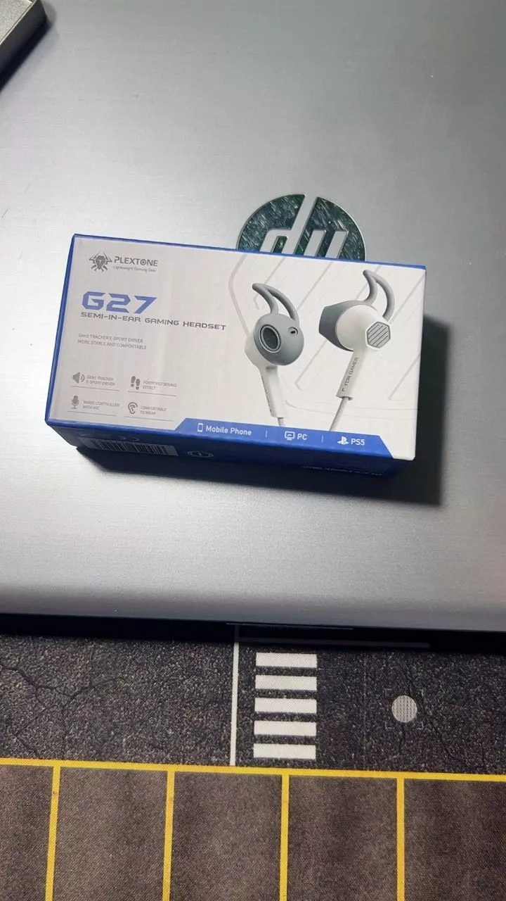 Tai nghe chơi game Plextone G27 trang bị màn loa kép, dây chống đứt & chống rối