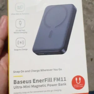 Pin sạc dự phòng không dây FM11 22.5W BASEUS 10000mah mini có nam châm thích hợp cho phone