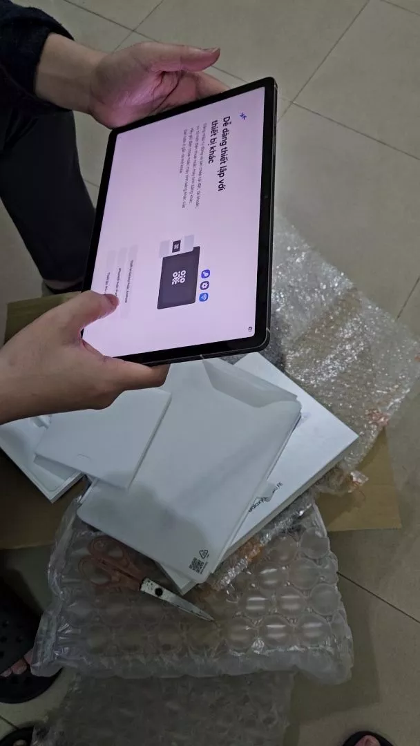 Máy Tính Bảng Samsung Galaxy Tab S10 FE Wifi 8GB/128GB
