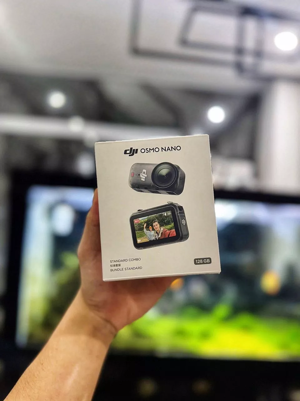 Camera hành động DJI Osmo Nano siêu nhẹ, màn hình OLED, quay video lên đến 4K/60fps
