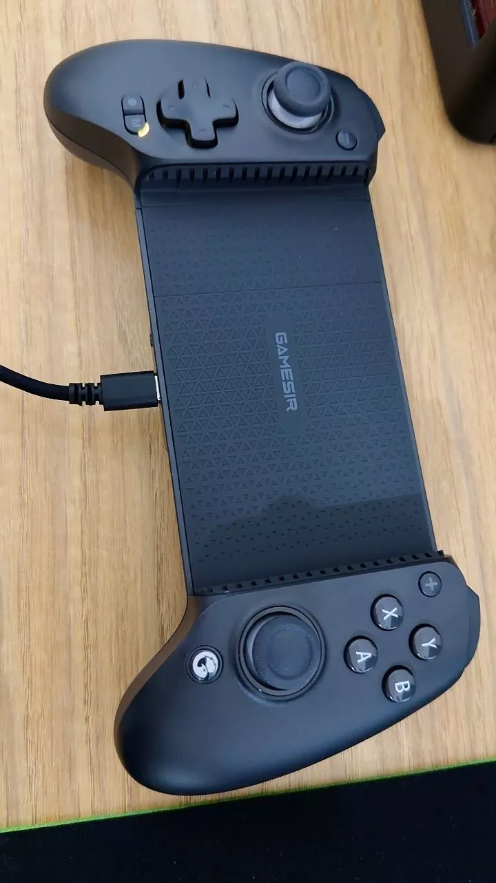 Gamesir G8/G8 Plus | Tay cầm chơi game dành cho điện thoại hỗ trợ đa nền tảng