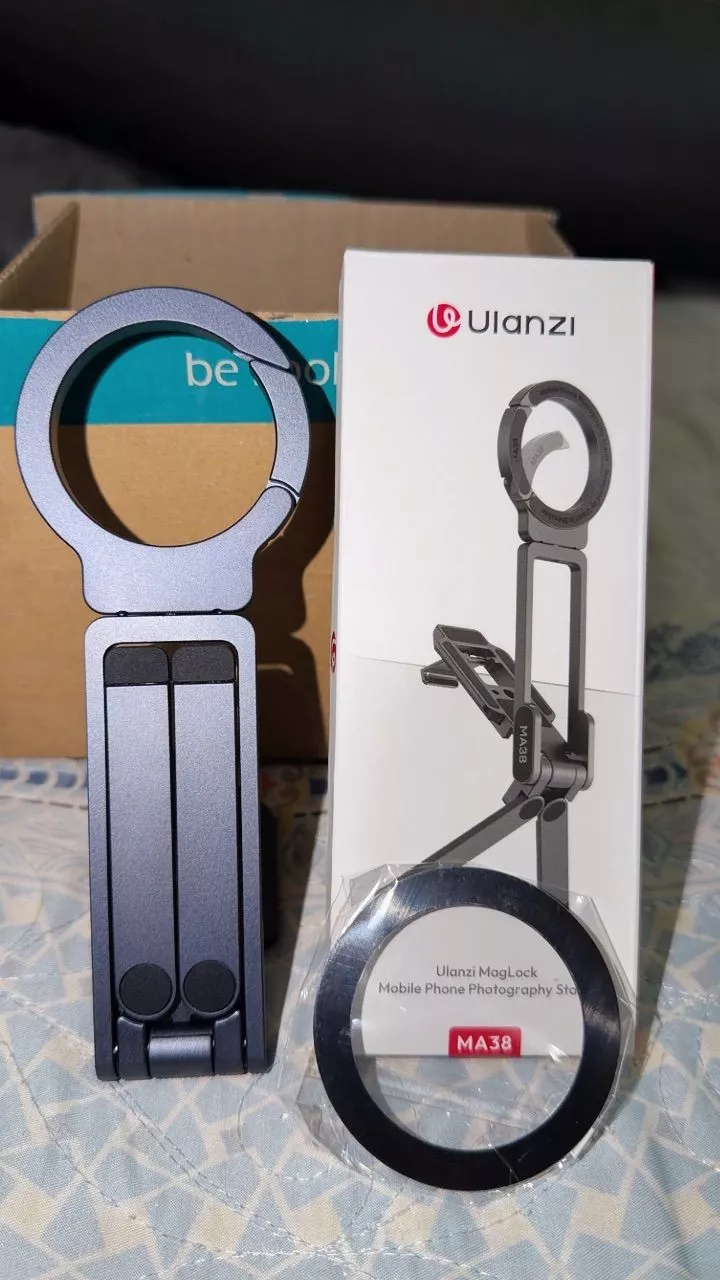 ULANZI MA38 - Chân Đế Điện Thoại MagLock (T163)