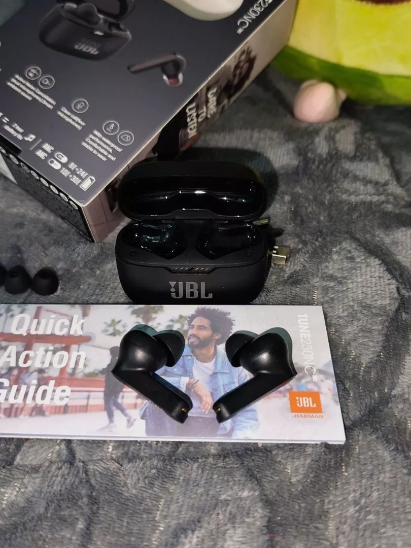 Tai Nghe Bluetooth JBL Tune 230NC - Bass Siêu Căng - Chống Ồn ANC - Cảm Ứng Chạm - Pin 40H - BH 24T