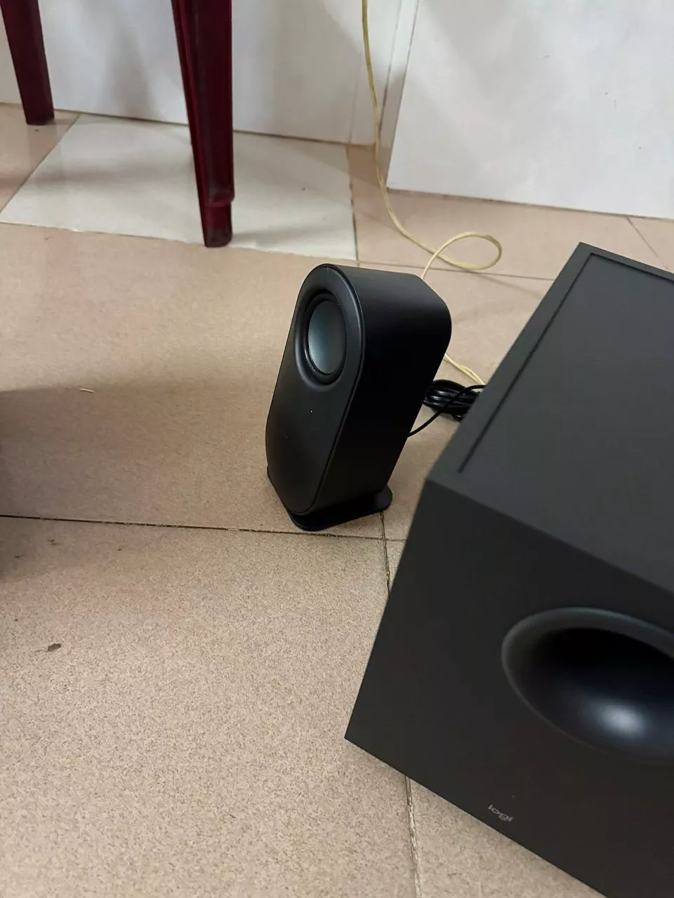 Loa máy tính Bluetooth Logitech Z407 - Đa kết nối (USB, AUX, Bluetooth), công suất 80W