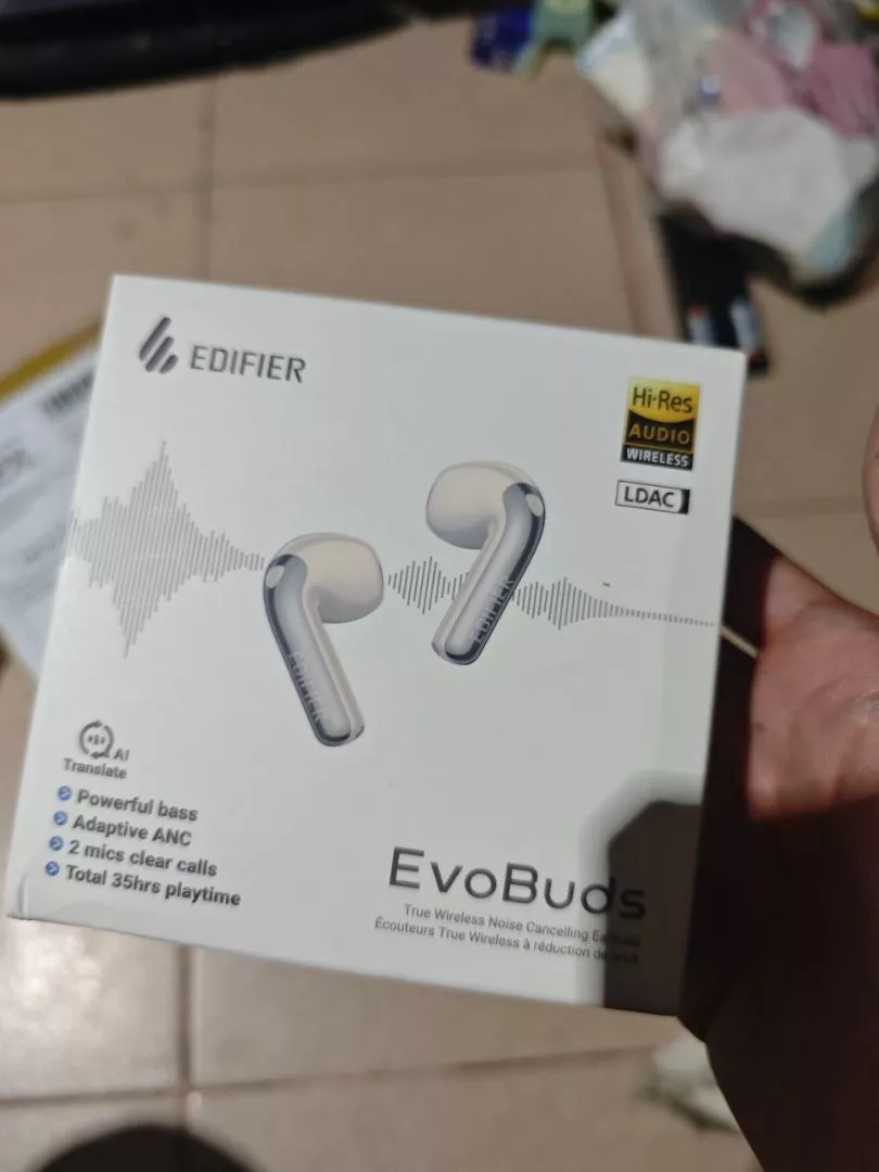 Tai Nghe Không Dây Nhét Tai EDIFIER EVOBUDS/EVOBUDS PRO - Khử Ồn - Tới 35H Nghe Nhạc - AI Dịch Thuật - 15 Tháng Bảo Hành