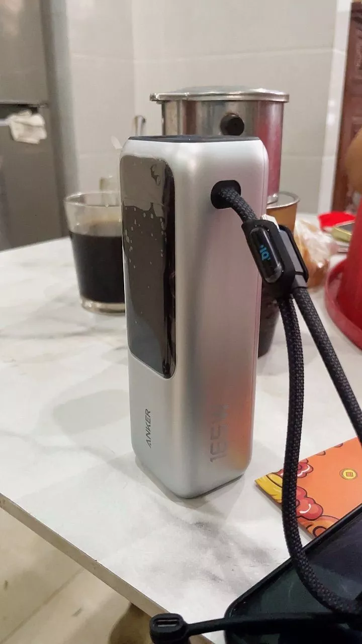 Sạc dự phòng ANKER Zolo 25kmAh | Công suất 165W | Tích hợp 2 cáp USB-C rút gọn | Có màn hình - A1695