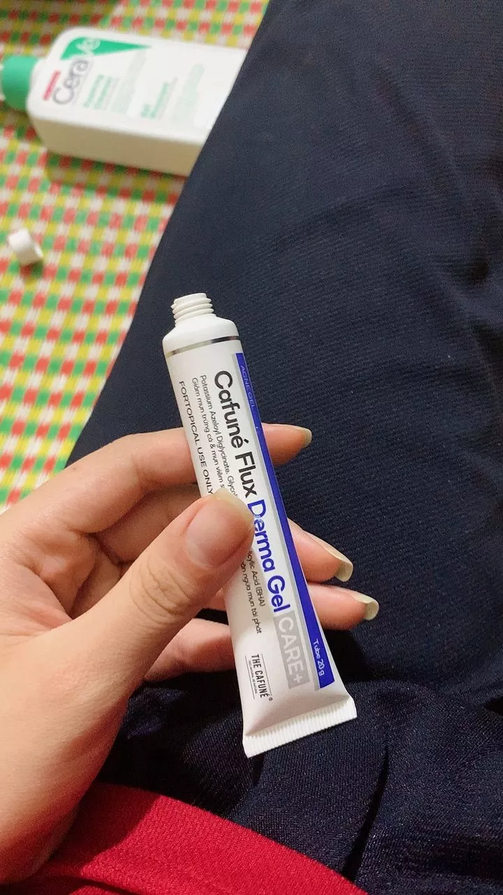 Kem Giảm Mụn Mờ Thâm Cafuné Flux Derma Gel 20g Gel Kết Cấu Trong Suốt Hỗ Trợ Cân Bằng Dầu & Dưỡng Ẩm