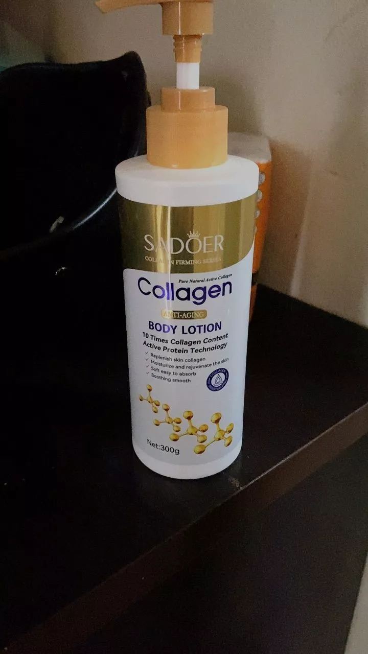 Sữa Dưỡng Thể Collagen Tinh Chất Vàng 300g Ngăn Ngừa Lão Hóa, Trắng Da Peach & Petal