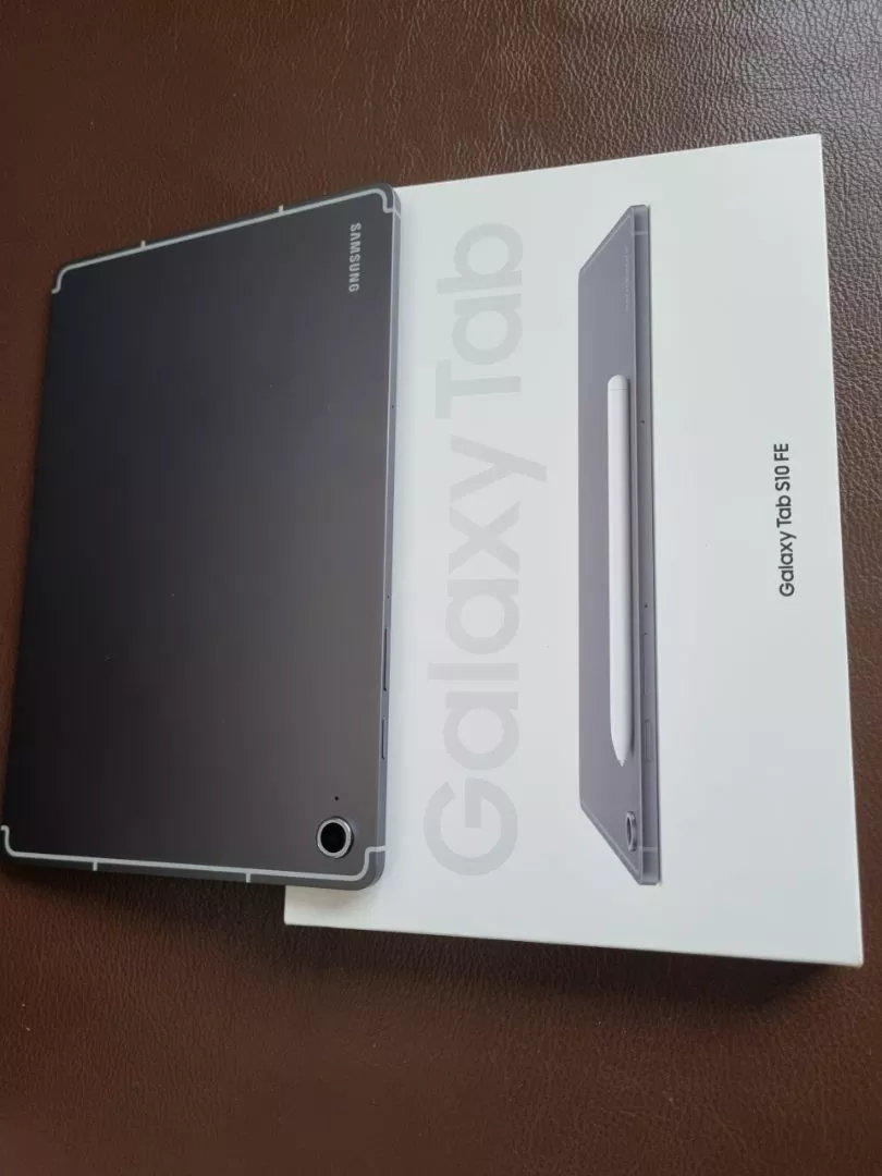 Máy Tính Bảng Samsung Galaxy Tab S10 FE Wifi 8GB/128GB