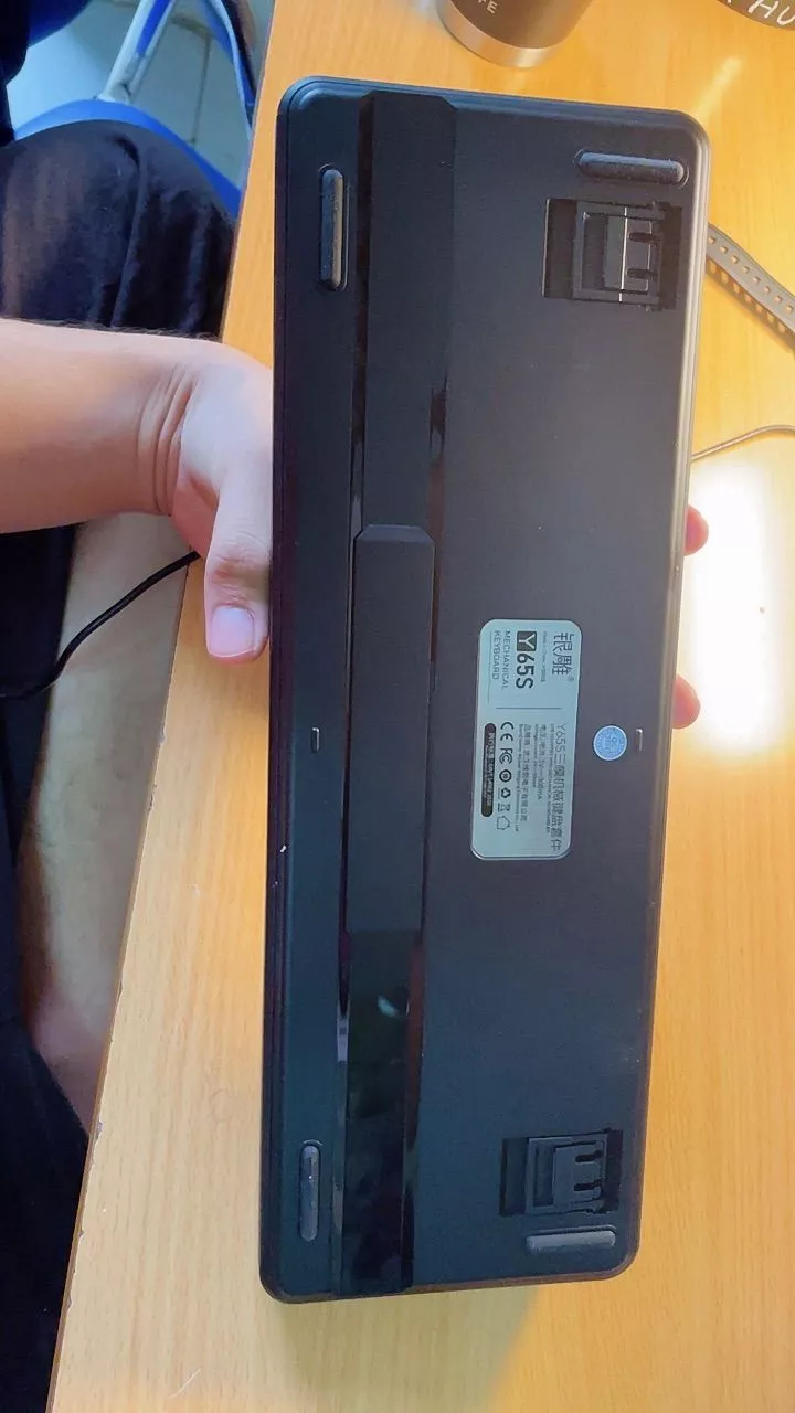 Case bàn phím cơ không dây YINDIAO Y65S - Led RGB - 3 mode kết nối - Màn TFT - Hotswapable - APP - Mạch xuôi - Núm xoay