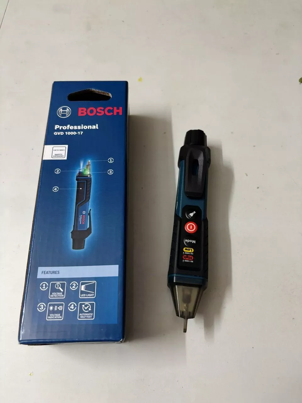 Bút thử điện không chạm Bosch GVD 1000-17