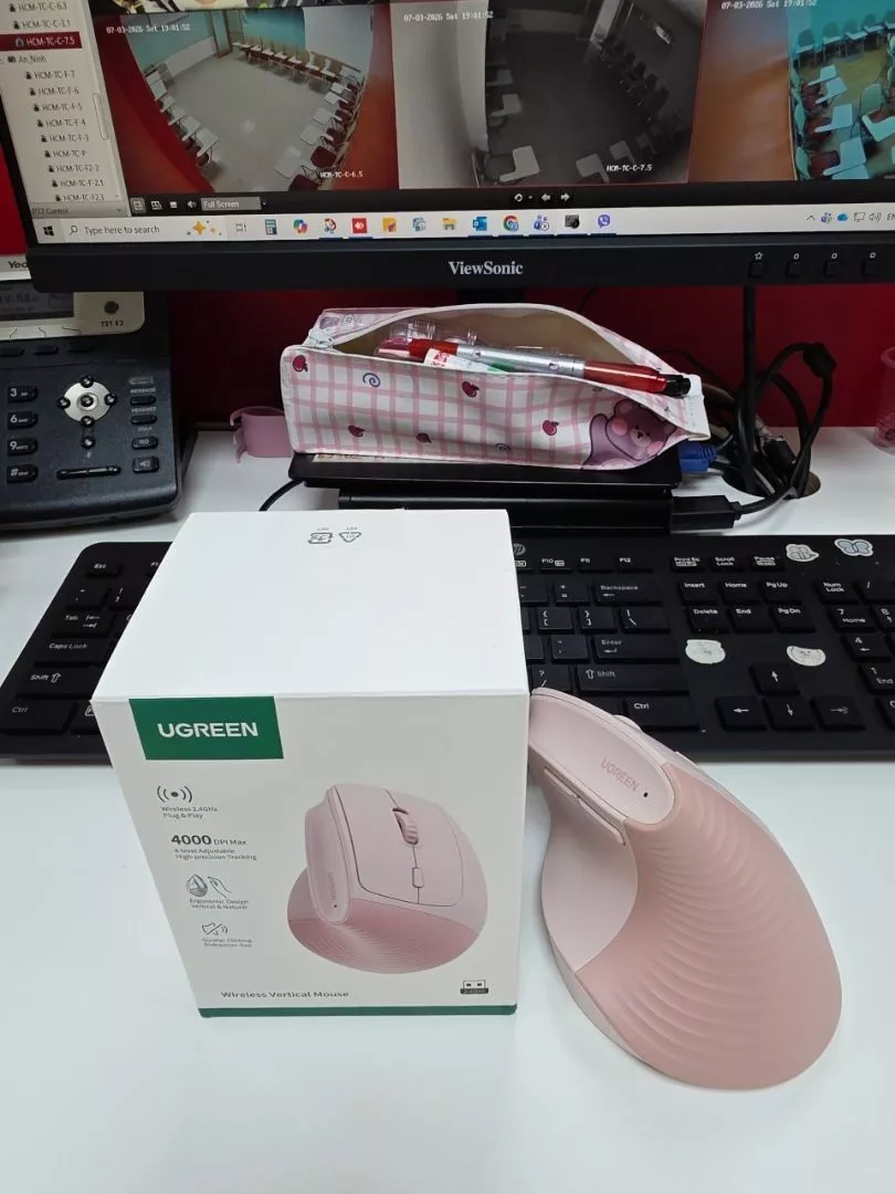 UGREEN Chuột không dây Bluetooth 5.0+2.4G Chuột bấm im lặng không dây 4000DPI dọc tiện dụng cho máy tính xách tay laptop MCBook PC Tablet PAD Windows Mac OS