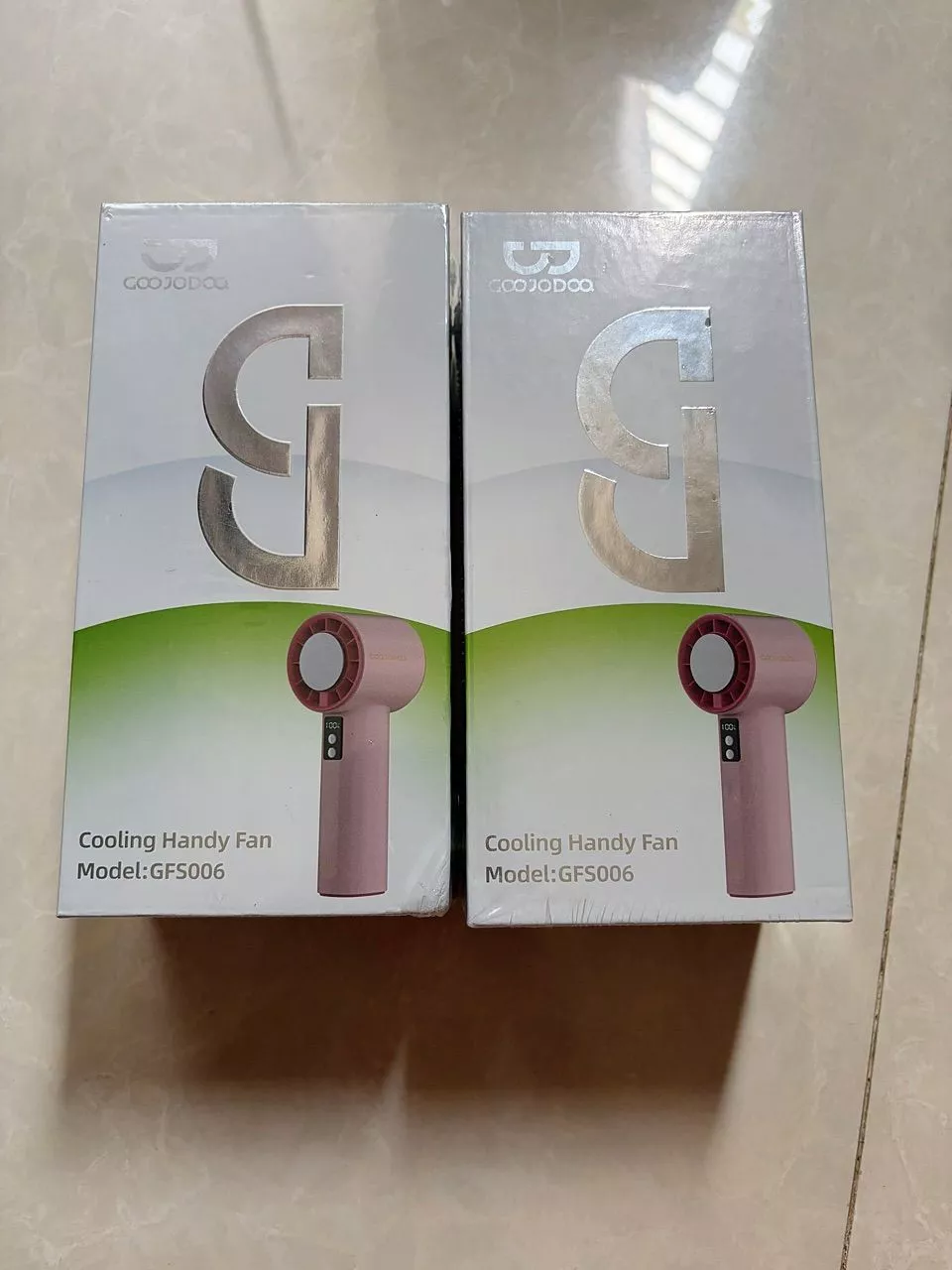 quạt mini turbo cầm tay tốc độ cao Goojodoq 3600mAh có màn hình LED