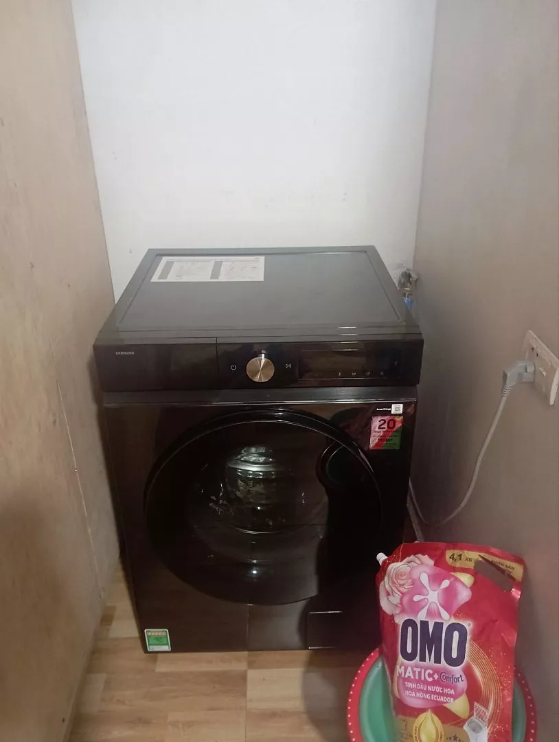 Máy giặt Samsung 10kg WW10DB7U34GBSV Bespoke AI™ - Giặt hơi nước Hygiene Steam, Màu Đen