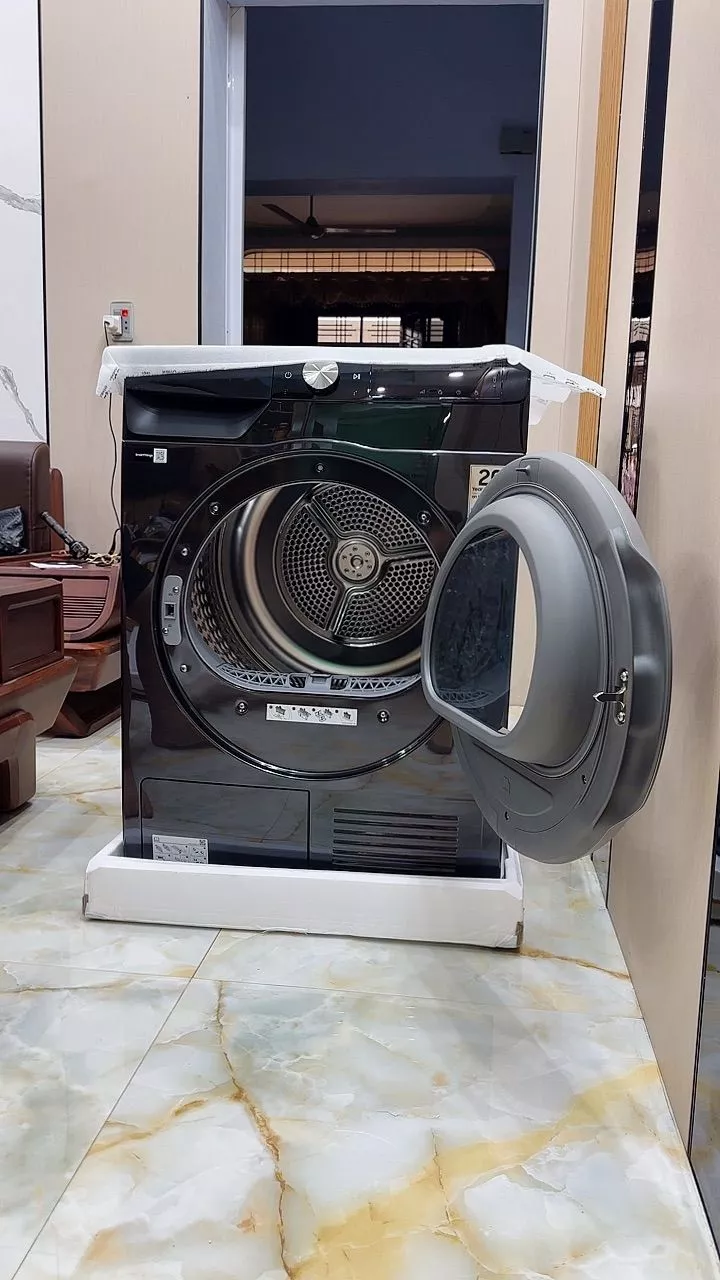Máy Sấy Bơm Nhiệt Samsung Bespoke AI 9 kg DV90T6240LB/SV - Sấy cảm biến Optimal Dry, màu Đen