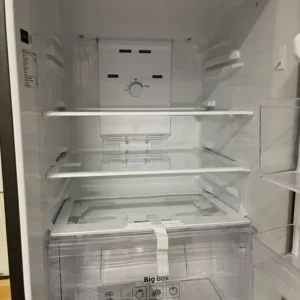Tủ Lạnh Samsung Ngăn Đông Trên 216L RT20HAR8DBU/SV - Hệ Thống Làm Lạnh Vòm Đa Chiều, màu Đen
