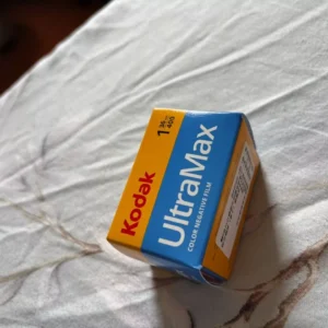 [ PHIM MỚI ] Combo pack 3 cuộn Kodak Gold 200 24exp Date 05/2028 film 35mm