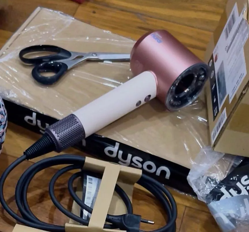 Máy sấy tóc Dyson Supersonic ™ HD16 Nural (Ceramic Pink)