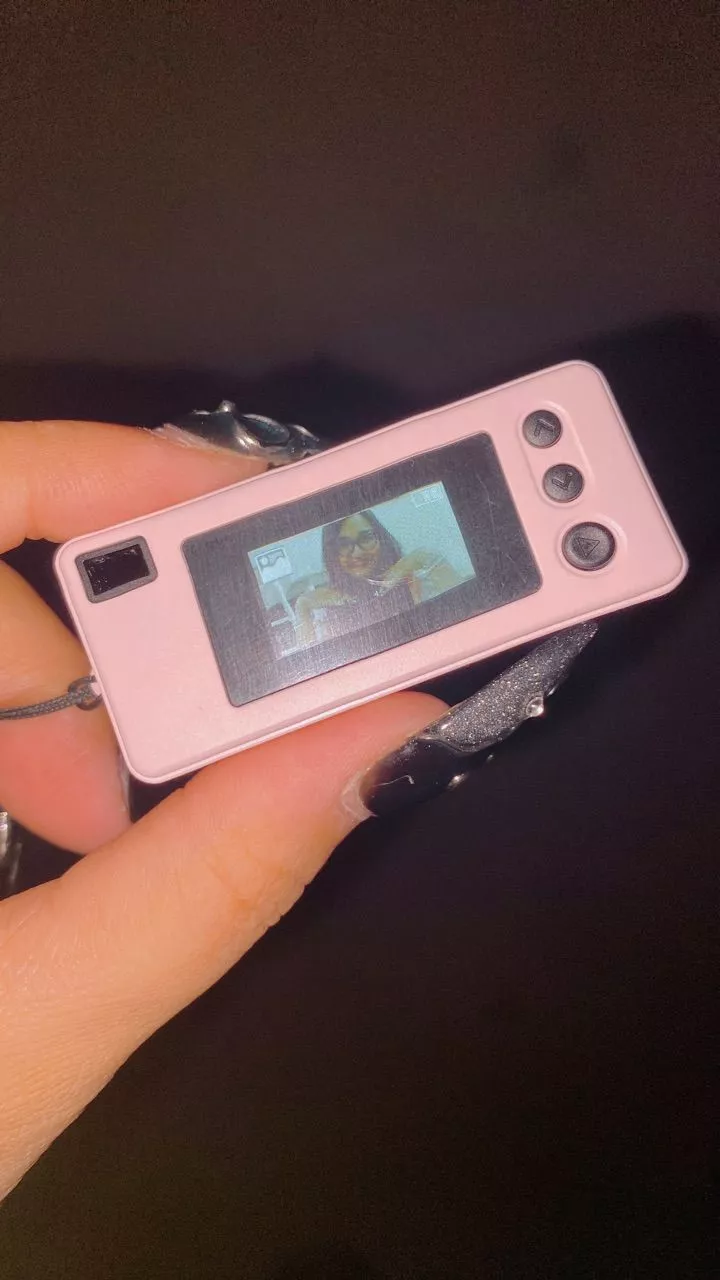 Goojodoq Camera Móc Khóa Ngón Tay Cái - Máy Ảnh Mini 720P, Phụ Kiện CCD Retro, Quà Tặng Độc Đáo Cho Học Sinh, Bạn Bè