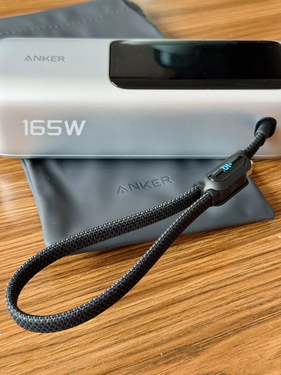 Sạc dự phòng ANKER Zolo 25kmAh | Công suất 165W | Tích hợp 2 cáp USB-C rút gọn | Có màn hình - A1695