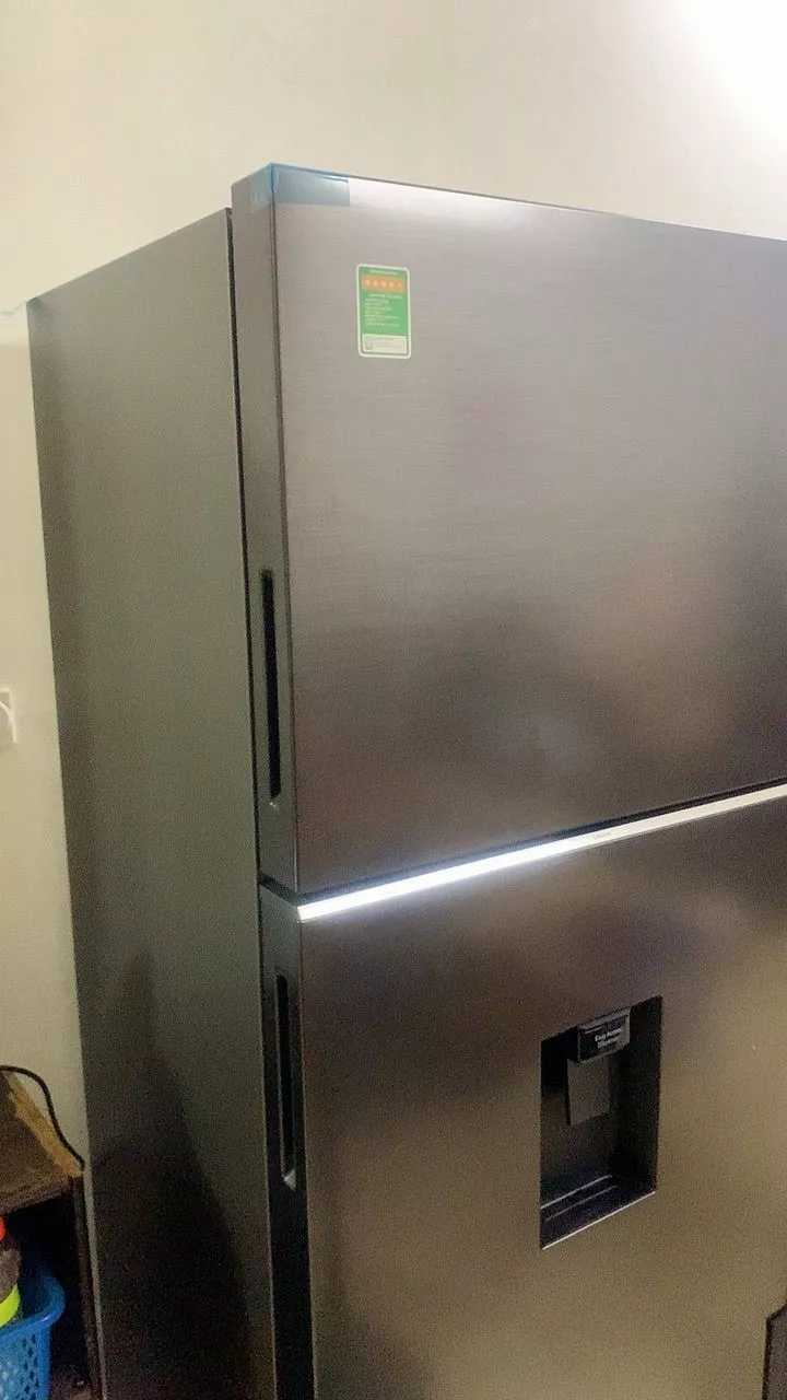 Tủ Lạnh Samsung Ngăn Đông Trên 382L RT38CG6584B1SV - Ngăn Lấy Nước Ngoài, màu Đen