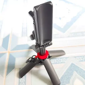 Gậy selfie mini GOOJODOQ có góc điều chỉnh được, điều khiển từ xa Bluetooth và chiều dài từ 130mm - 410mm, rất chắc chắn