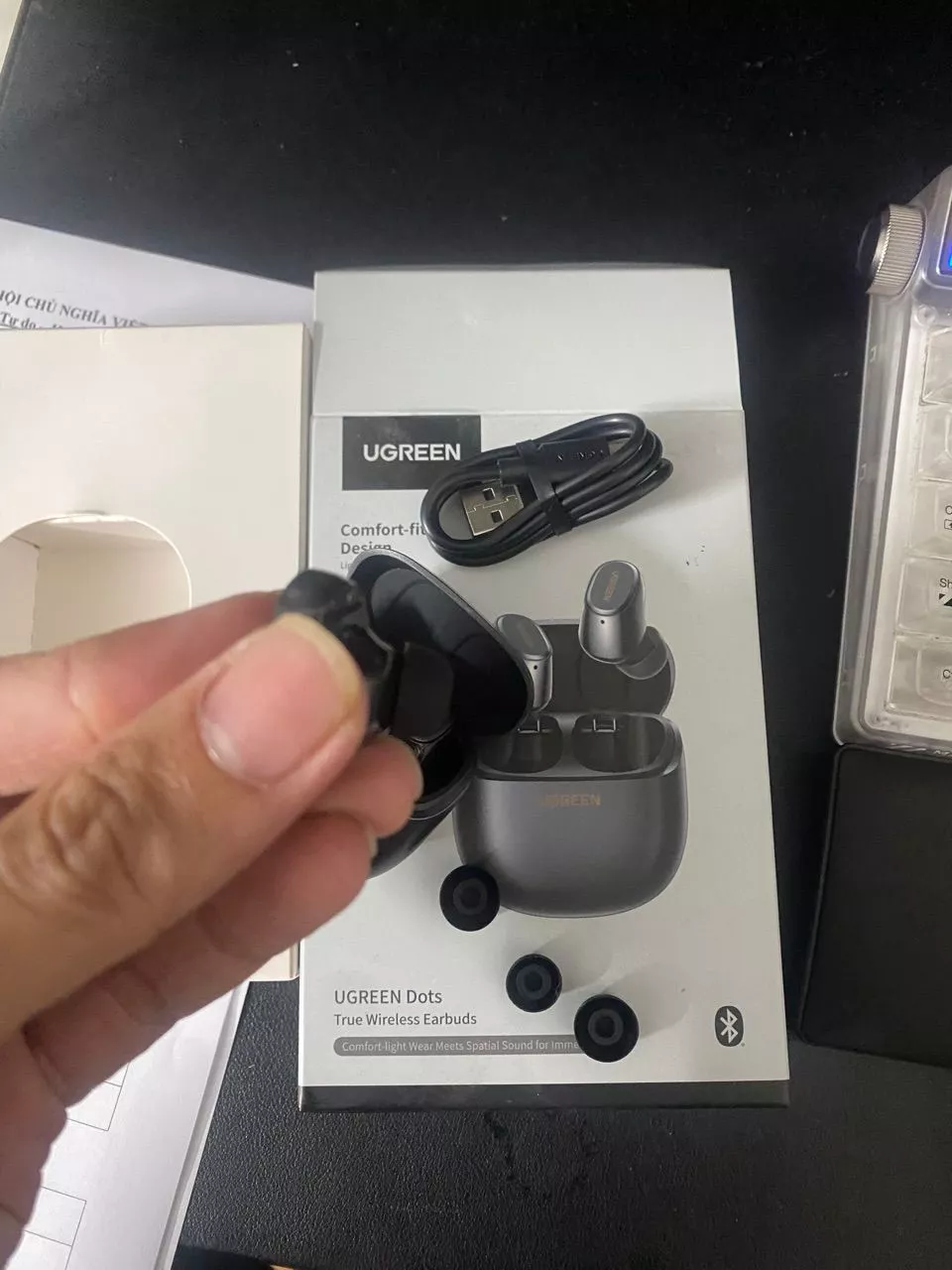 Tai nghe UGREEN Dots Bluetooth 6.0TWS Hỗ trợ 2 Mic Bộ mã âm AAC / SBC Âm thanh âm thanh Hi-Pure Âm thanh không gian Âm có độ trễ thấp Điều khiển ứng dụng Tai nghe không dây