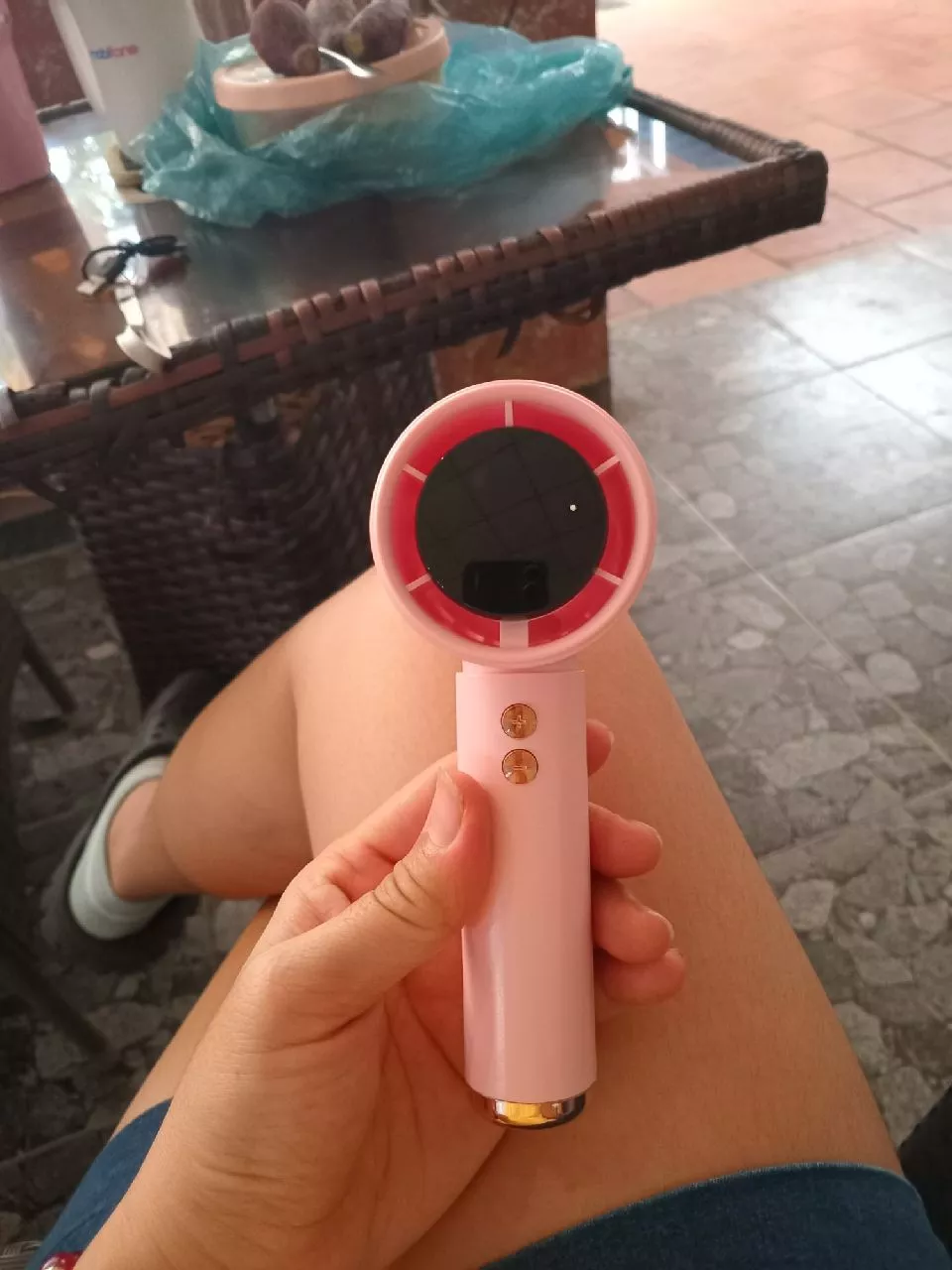 Quạt Minu cầm tay N68 5000mAh, gió mạnh 100 Turbo, hiển thị pin có kèm sạc di dộng