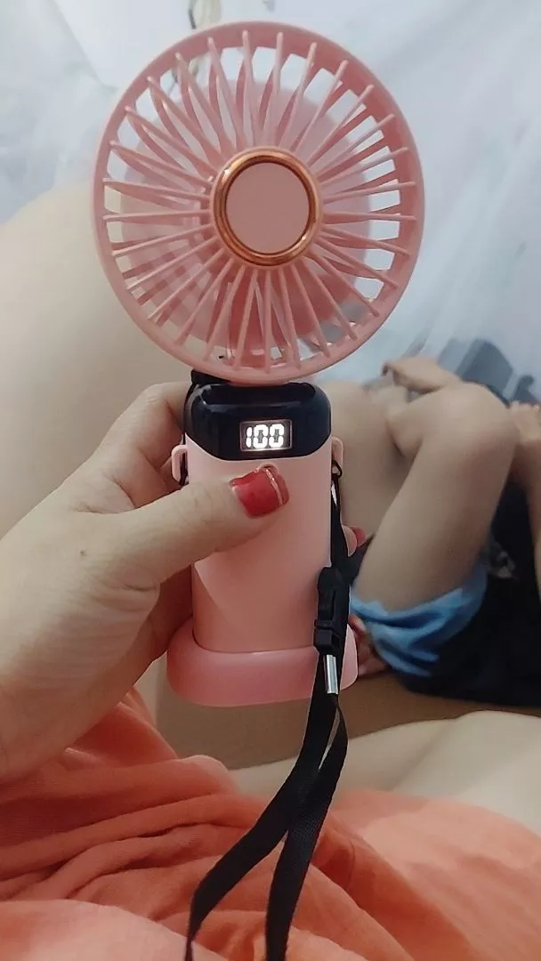 Quạt cầm tay mini gấp gọn 5 cấp độ Didooglt sạc pin tiện dụng, tích điện nhỏ gọn, dễ mang đi