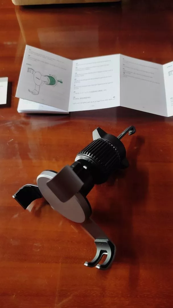 Giá đỡ điện thoại ô tô UGREEN Giá đỡ điện thoại thông hơi trên ô tô cho điện thoại di động Xiaomi Samsung iPhone 12 13 14 15 Giá đỡ ô tô