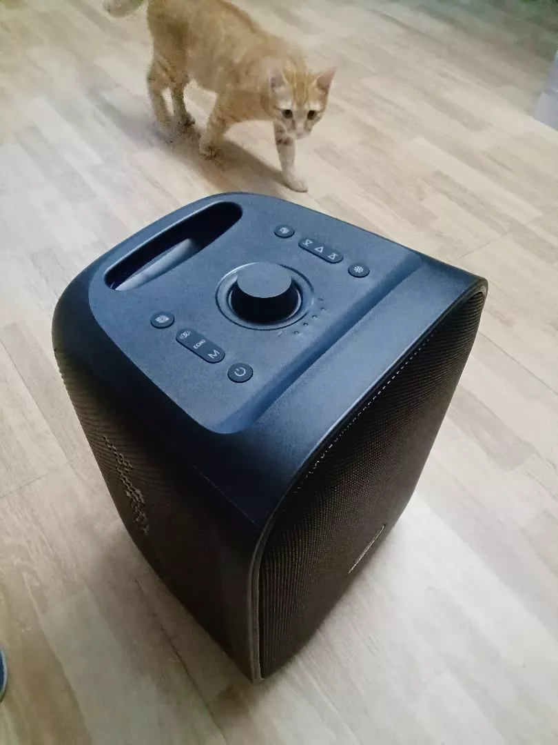 Loa Bluetooth Tronsmart HALO 200 Karaoke | Công Suất 120W | Chơi Nhạc Đến 18h | Bluetooth 5.3 | Bảo Hành 12 Tháng