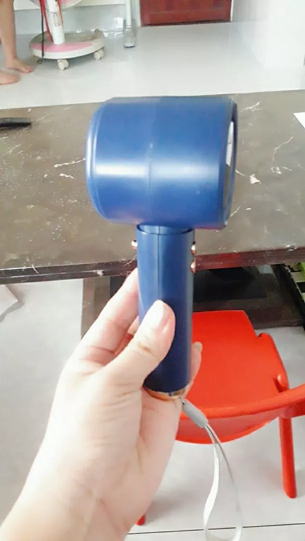 Quạt Minu cầm tay N68 5000mAh, gió mạnh 100 Turbo, hiển thị pin có kèm sạc di dộng