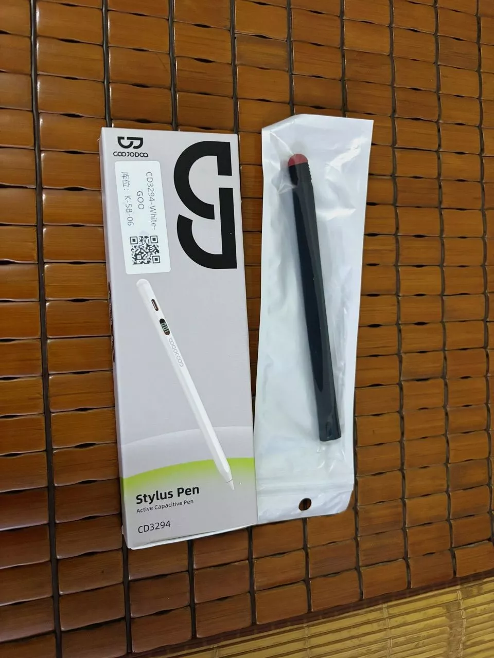 bút cảm ứng đa chức năng GOOJODOQ có đèn báo pin, phù hợp với máy tính bảng Xiaomi, Huawei,PAD và điện thoại di động