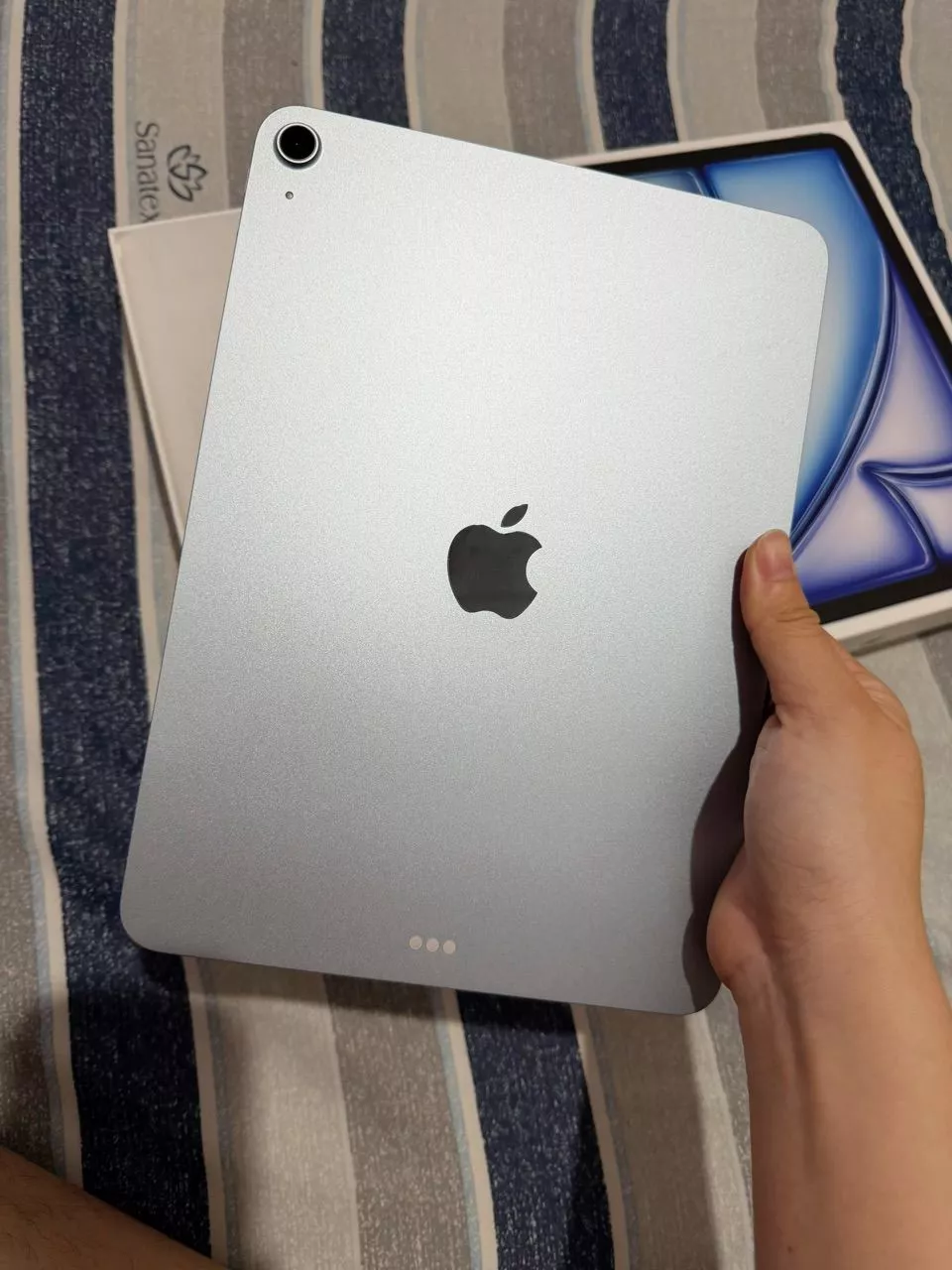 Máy tính bảng iPad Air, M4 chip, 11 inch, 128GB