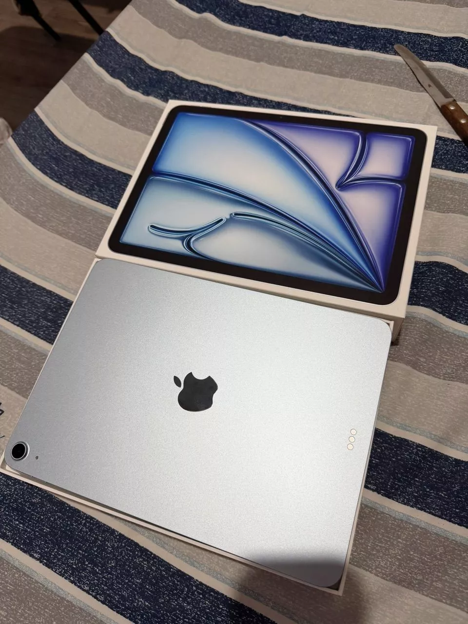 Máy tính bảng iPad Air, M4 chip, 11 inch, 128GB