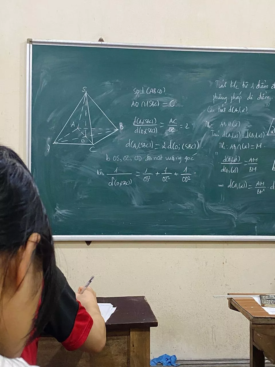 GOOJODOQ Tai nghe GOOOJodoQ Chế độ chơi không dây và có dây Âm thanh vượt trội Độ rõ nét Chống ồn Thiết kế có thể gập lại và nhẹ