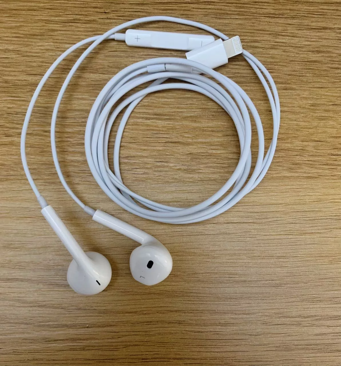Tai Nghe Chân Dẹt Cắm Nghe Luôn Không Cần Kết Nối Bluetooth Cho 7 Đến 14 PRM-Có Đàm Thoại