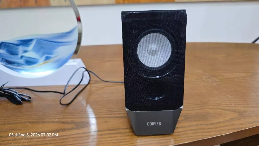 Loa Máy Tính Để Bàn Nhỏ Gọn EDIFIER R19BT - Công Suất 4W - Thiết Kế Nhỏ Gọn - Kết Nối Đa Phương Thức - 15 Tháng Bảo Hành