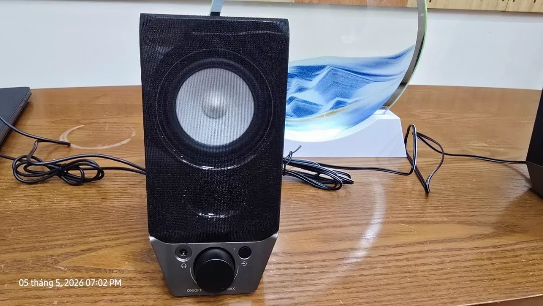 Loa Máy Tính Để Bàn Nhỏ Gọn EDIFIER R19BT - Công Suất 4W - Thiết Kế Nhỏ Gọn - Kết Nối Đa Phương Thức - 15 Tháng Bảo Hành