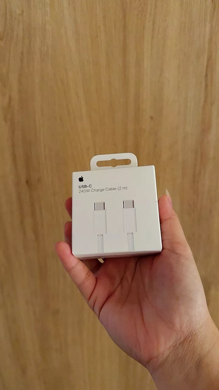 Cáp Sạc Apple USB-C to USB-C 240W (2m) Chính hãng